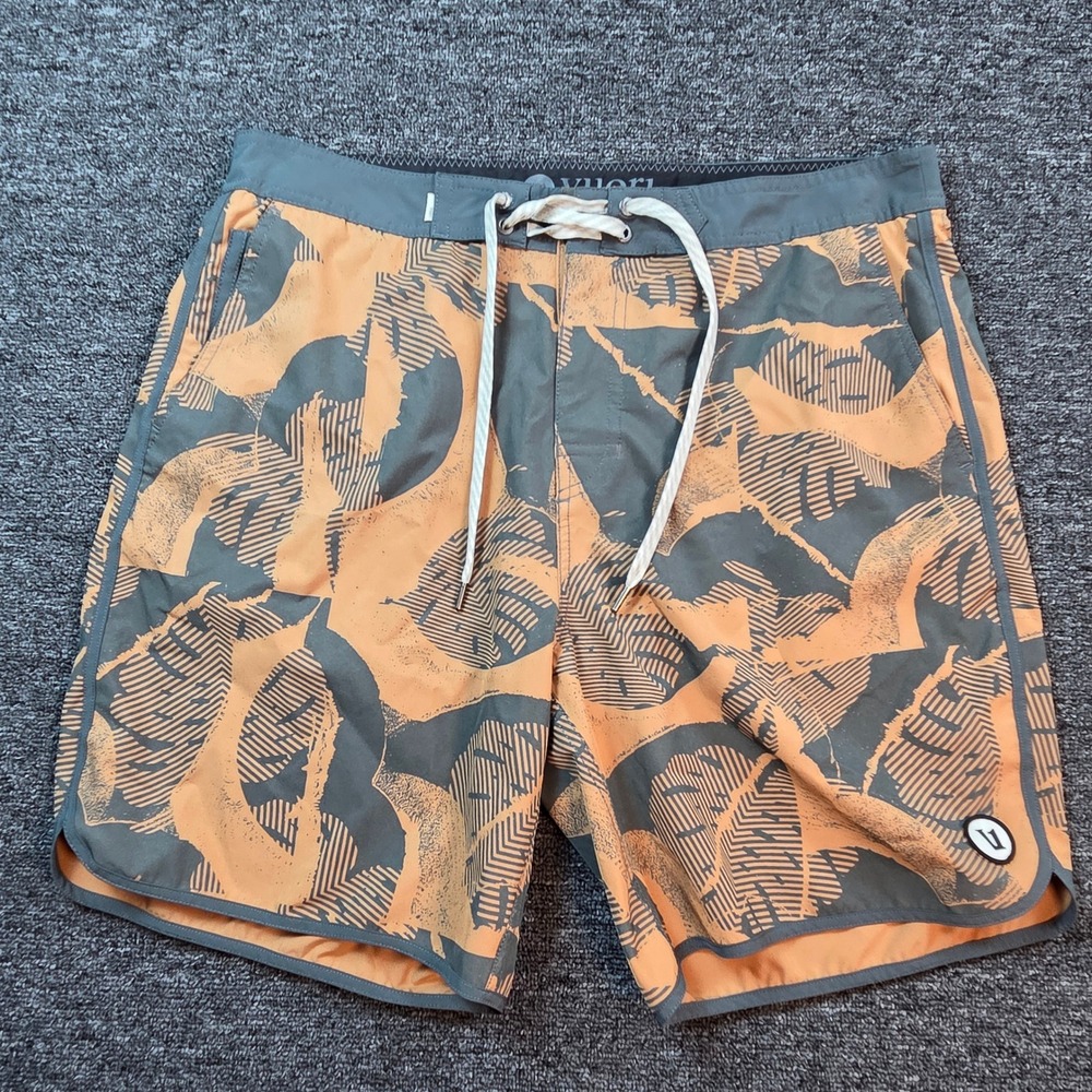 Vuori Board Shorts Mens 34 Orange Grey Abstract Leaf Print Swim Trunks Athletic